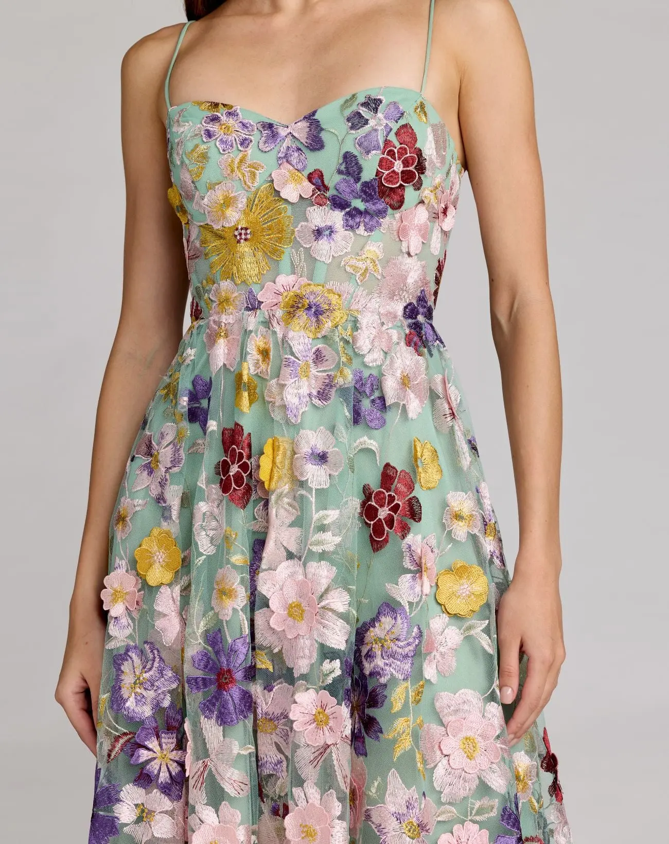 Green Sweetheart Neck Embroidered Midi Dress - Special Events Unlimited