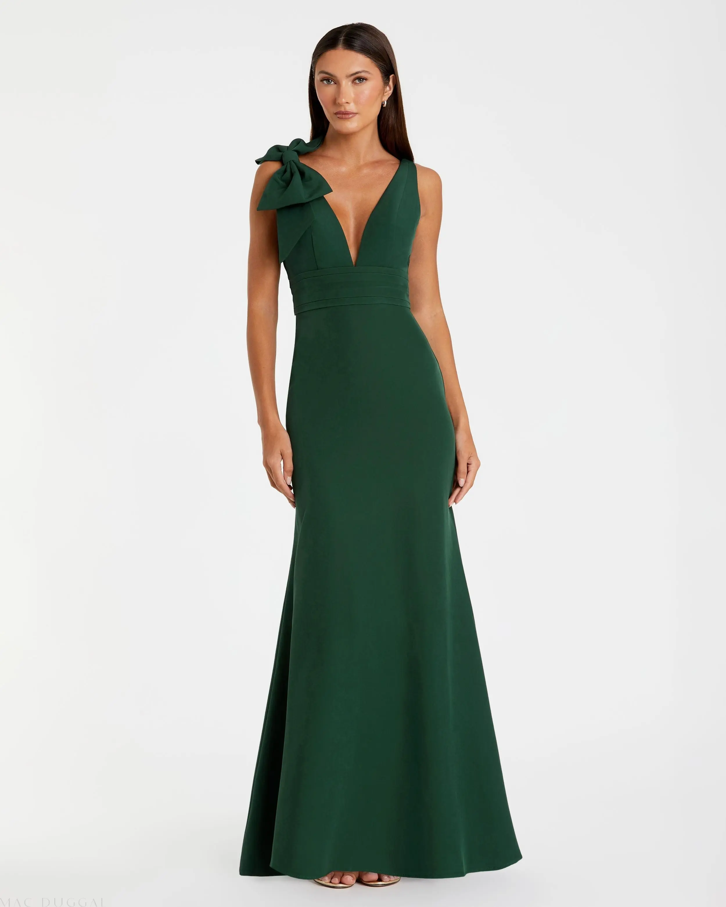 Green Sleeveless V Neck Bow Detail Mermaid Gown - Special Events Unlimited