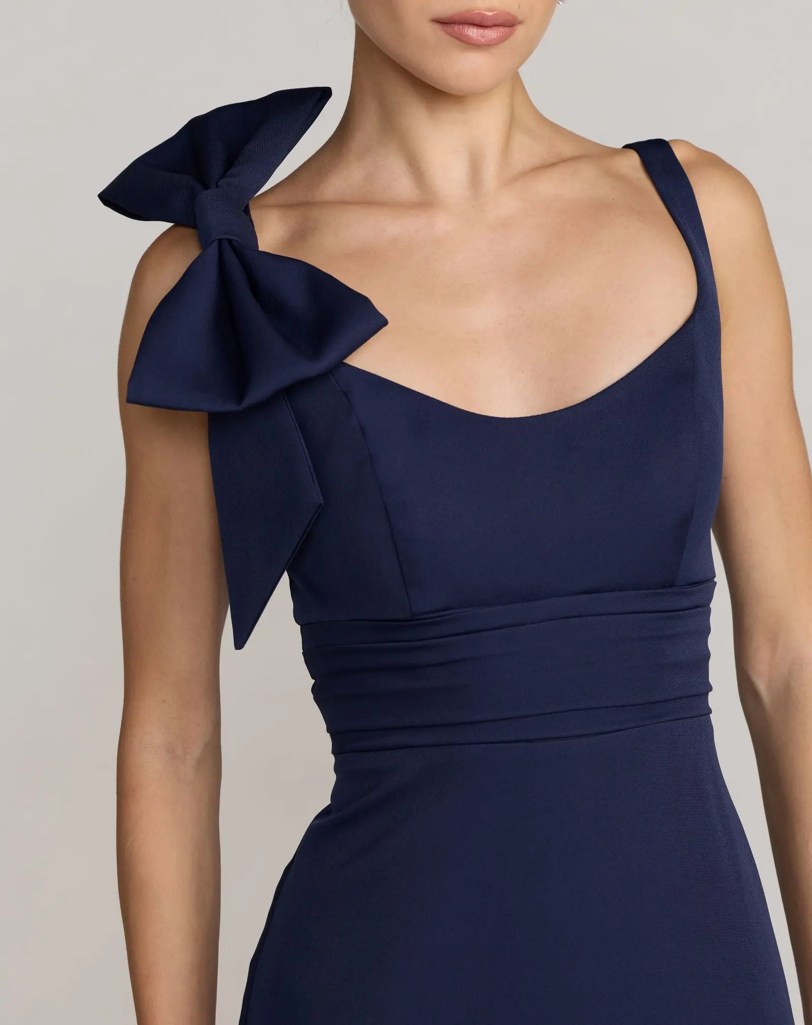 Navy Scoop Neck Trumpet Gown with Bow - Special Events Unlimited