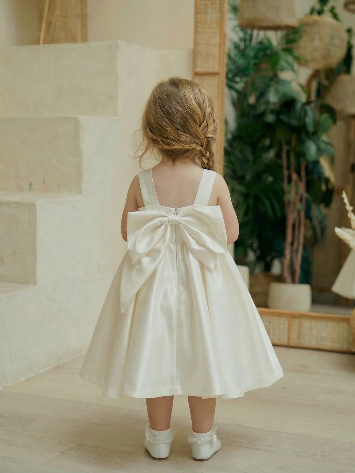 Alessia - 261 - Special Events Unlimited